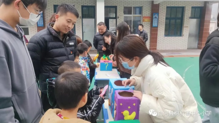 说明: E:\5-网站建设\2021年新闻\xg111net代理商党总支“双百工程”帮扶活动走进白河县阳光学校\641.webp.jpg